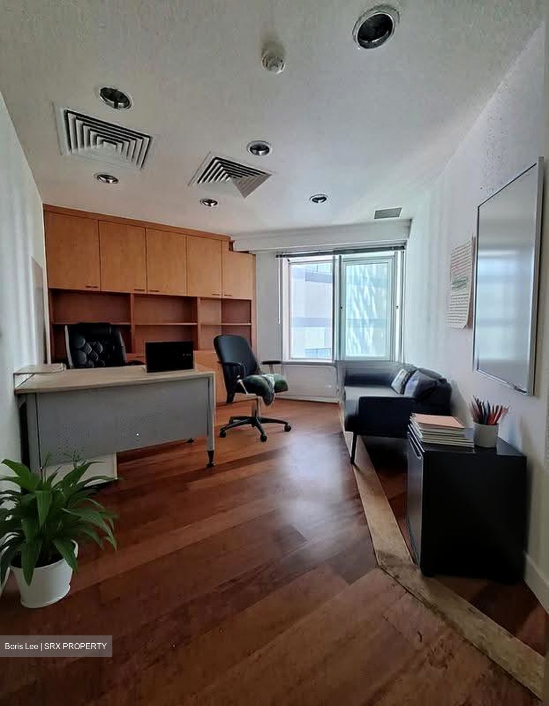 The Octagon (D1), Office #615045801